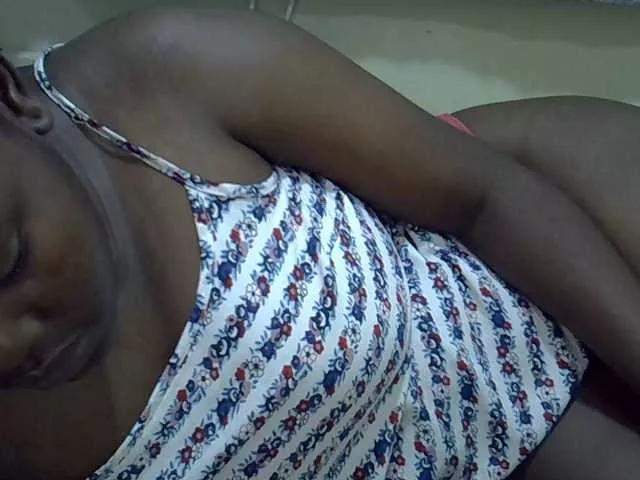 Prettybooty on BongaCams 