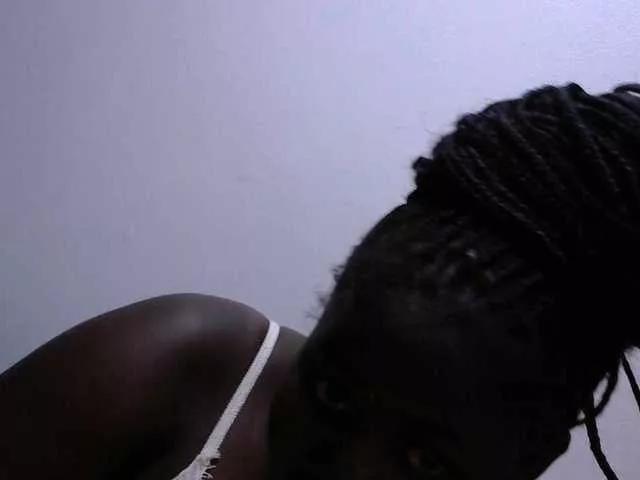 Prettybooty on BongaCams 