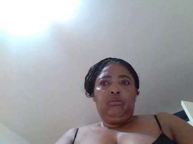 pussylips53 on BongaCams 