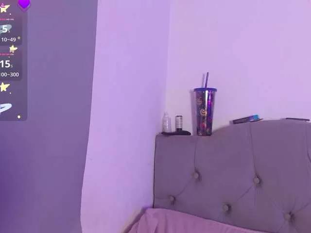 BongaCams Red-moonn Red-moonn from BongaCams