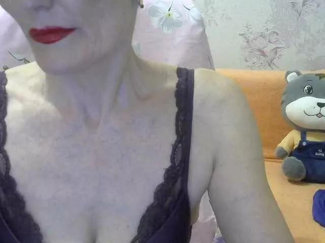 Freechat Red-Rose-777 on BongaCams