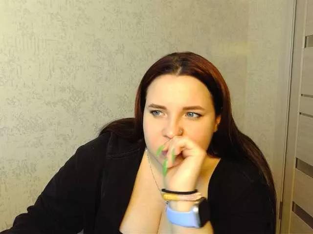 ReDDiva on BongaCams 