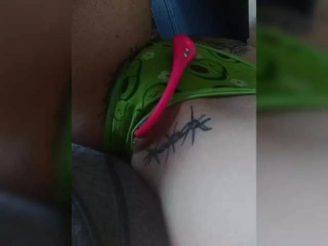 Offline RedFox9595 on BongaCams