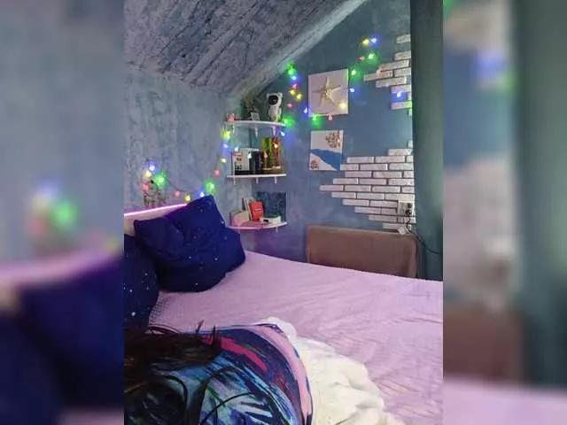 Offline Rosia-Guess on BongaCams