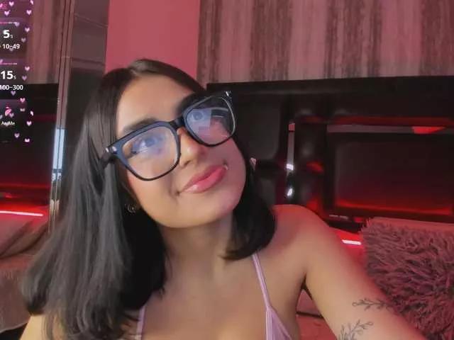 Offline SabrinaLuke on BongaCams