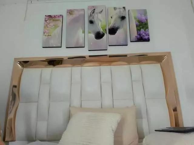 Offline SamantaMilff on BongaCams