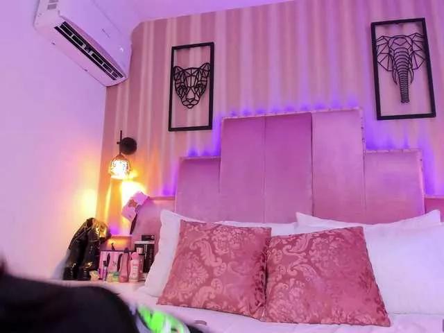 Freechat SamanthaAdelle on BongaCams