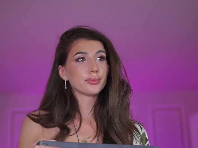 SammiMonroe — What's Something Small That Makes You Happy?