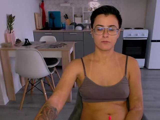 Sashanotfound on BongaCams 