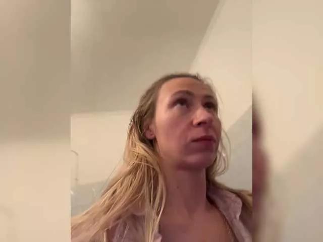 Saveta on BongaCams 