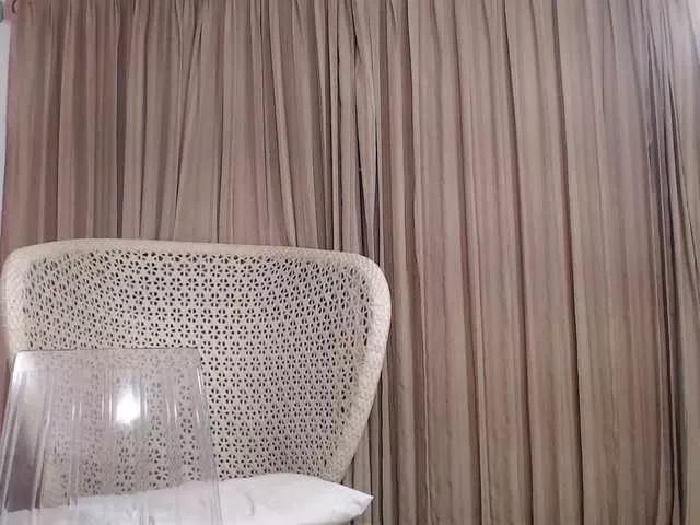 ScarlettRoyal on BongaCams 