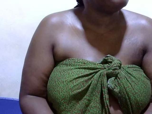 Offline sexy-ebony254 on BongaCams