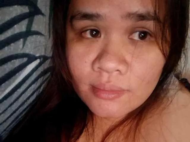 sexyasian27 on BongaCams 