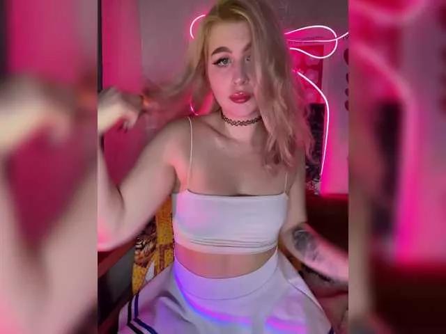 Freechat Silviyaa on BongaCams