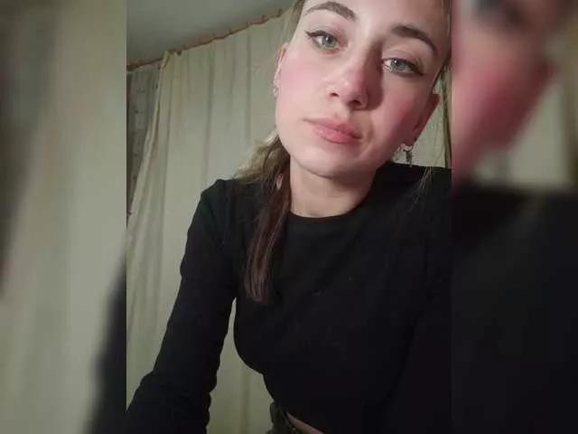 SurfinBird on BongaCams 