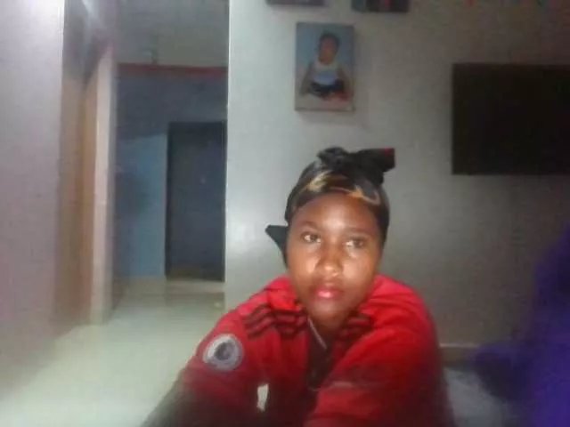 Sweet-boo on BongaCams 