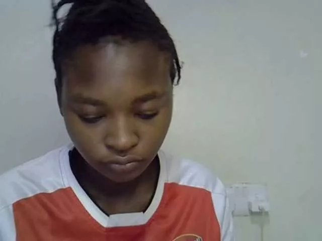 sweet-luna1 on BongaCams 