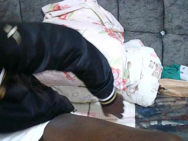 Offline SweetBellan on BongaCams