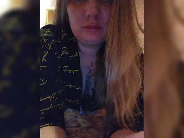 Admire Sweetflowera, she wants to masturbate for you Sweetflowera from BongaCams