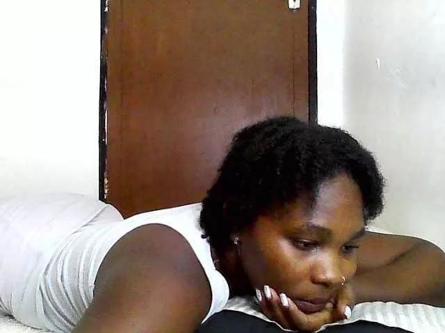 Sweetjuicyass on BongaCams 