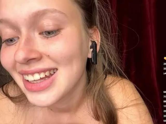 Offline TalithaCadorette on BongaCams