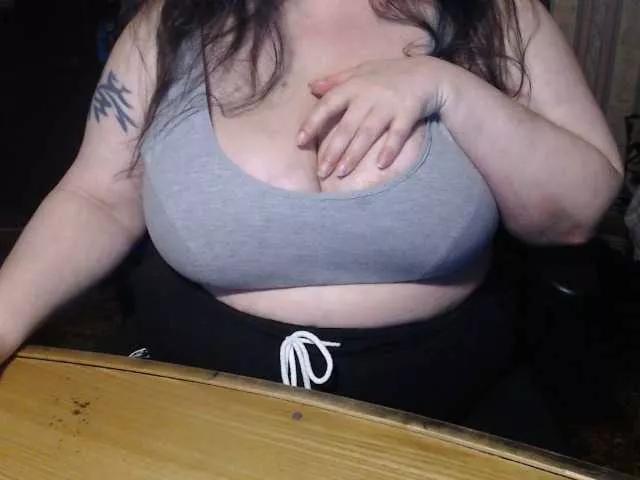 tanyvel34 on BongaCams 