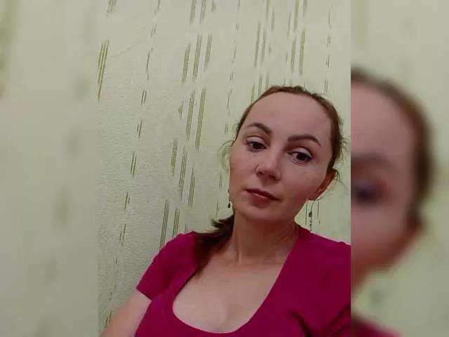 TessBertie on BongaCams