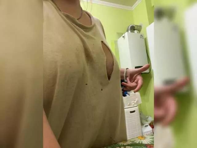 The-Swedish-family from BongaCams