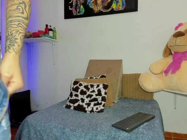thin-princess on BongaCams 