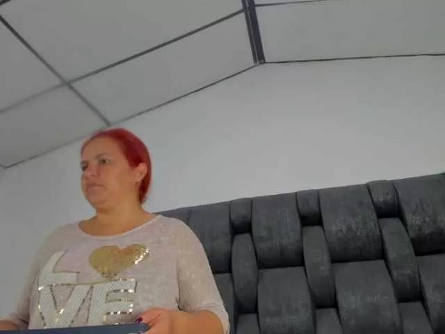 Offline vauroracooper on BongaCams