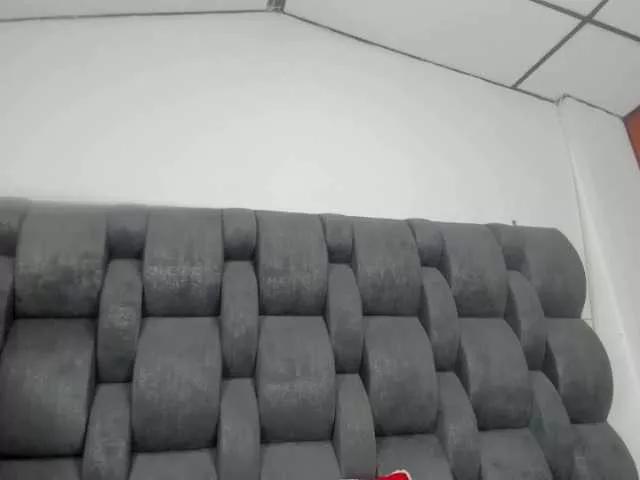 vauroracooper from BongaCams