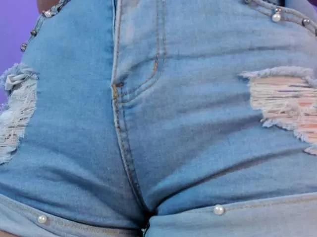 Victoria-Coos on BongaCams 