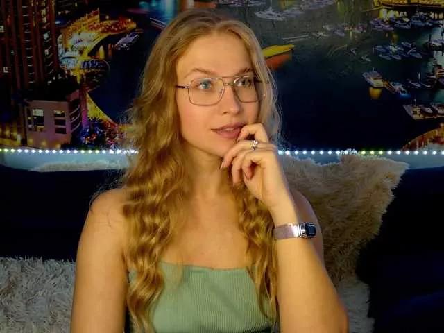 Cute Vikascorpik wants you to fuck her body now vikascorpik from BongaCams