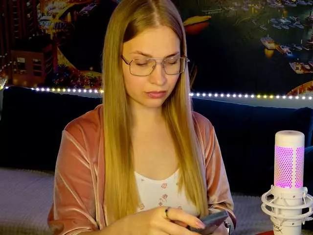 Offline vikascorpik on BongaCams