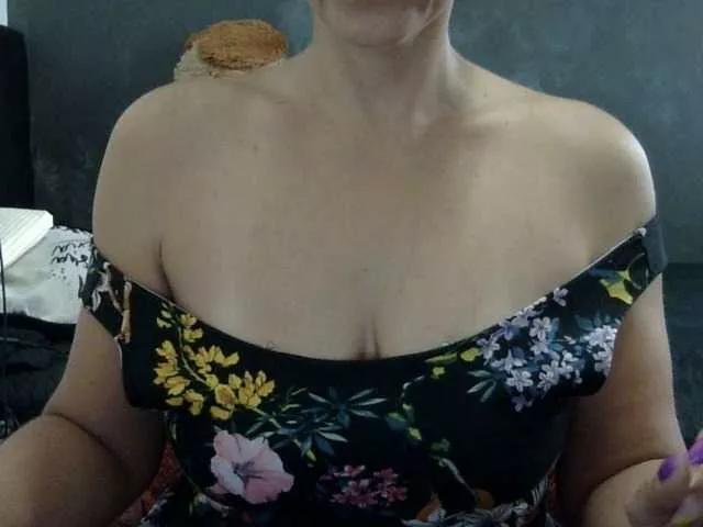 volupmilf on BongaCams 