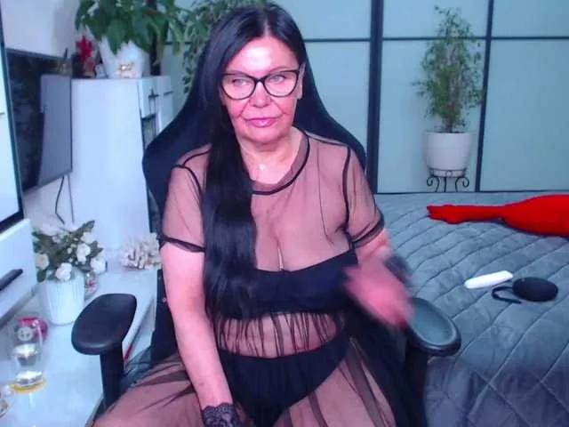 xMatureDesire on BongaCams 