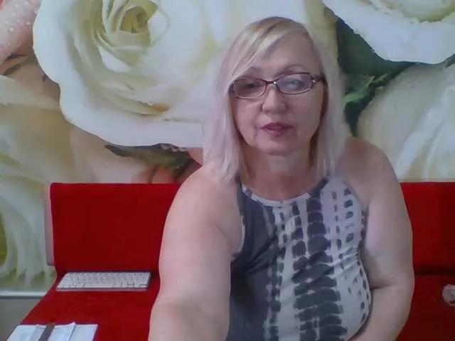 yakameliya on BongaCams 