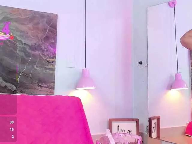 Offline Yaya189 on BongaCams