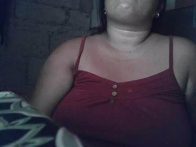 Yummypussy432 on BongaCams 