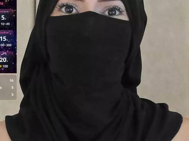 Offline zahiira on BongaCams