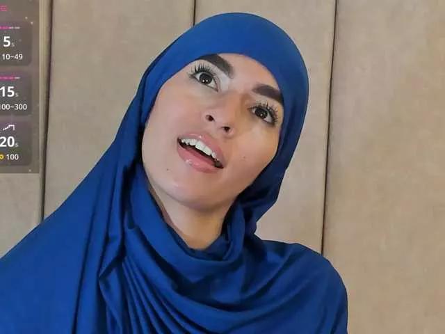 Offline zahiira on BongaCams