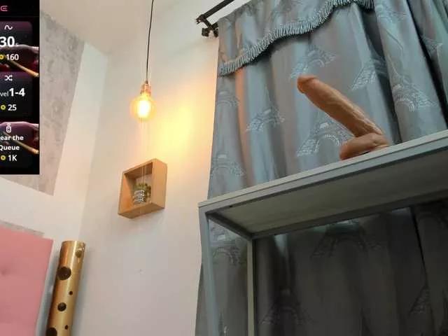 zhamira21 on BongaCams