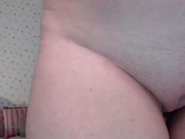 Offline zhemchuzhinka on BongaCams