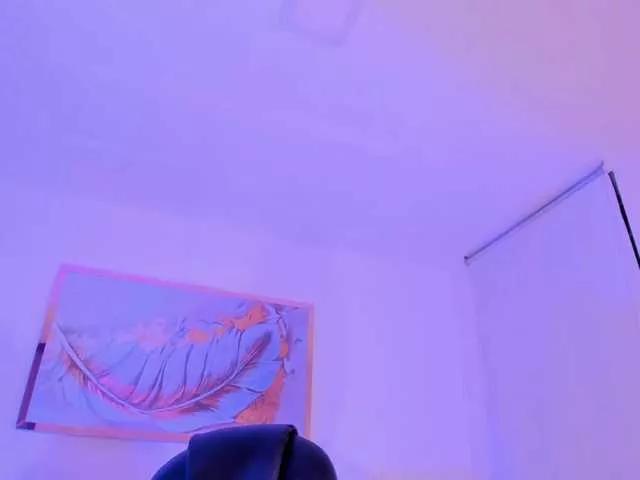 ZoePresley1 on BongaCams 