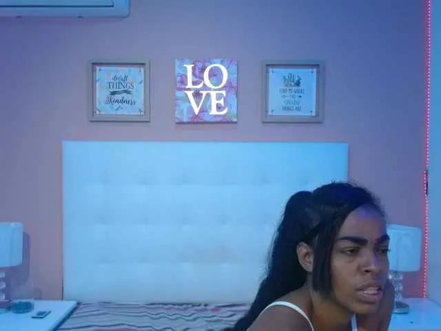 ZOESMITHCH on BongaCams 