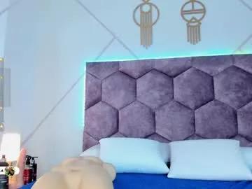 Freechat _aurora_collins_ on Chaturbate