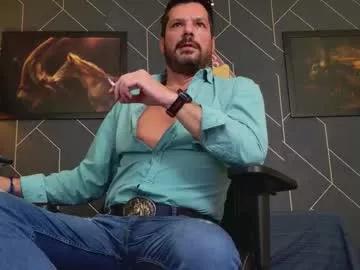 aaronbomer from Chaturbate