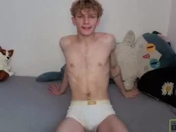 adam_chriss on Chaturbate 