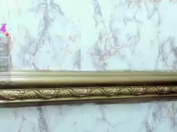 Freechat adelinemoretti on Chaturbate