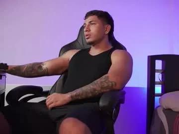 alan_muscle from Chaturbate